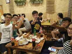 靖州烧烤加盟,学烧烤技术,开烧烤店多少钱疯狂烤翅加盟